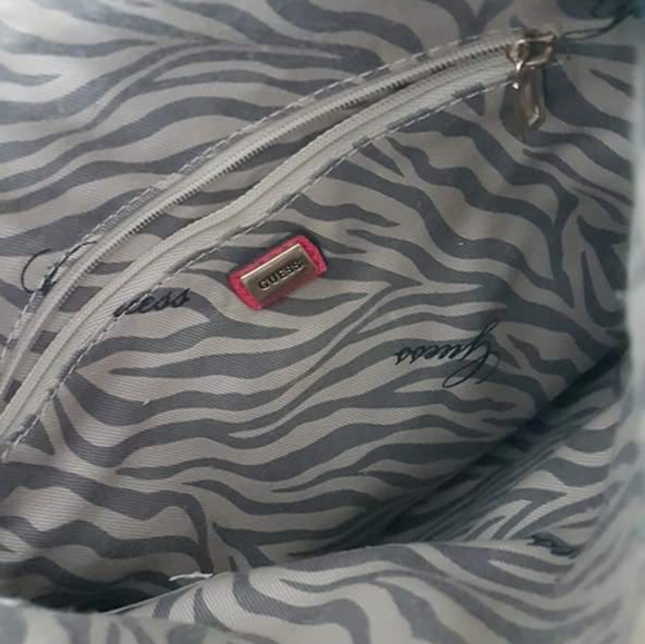 GUESS crossbody black bag - Picture 5 of 5